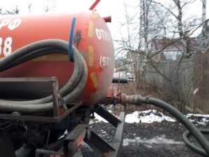 откачка септиков, откачиваемый септик, откачивать выгребную яму, откачка автомоек, фото № 00075